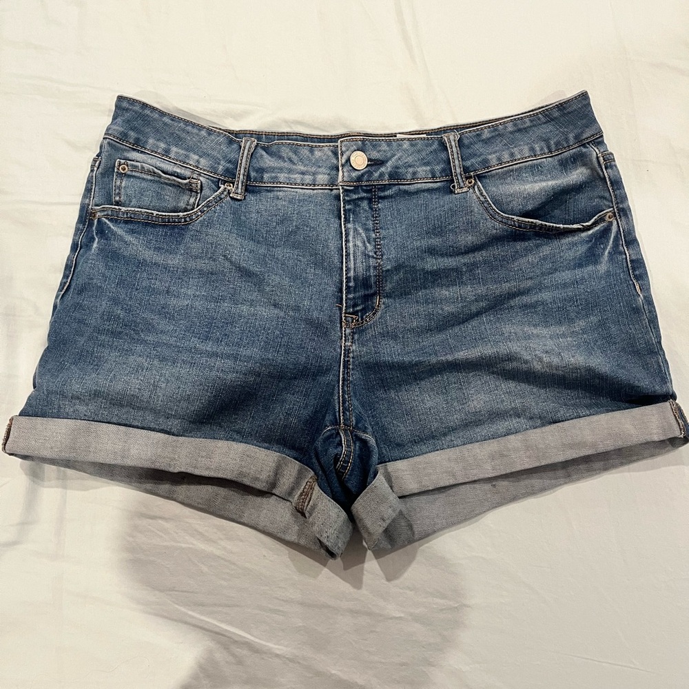 Time and Tru Blue Jean Shorts with Cuffed Hem